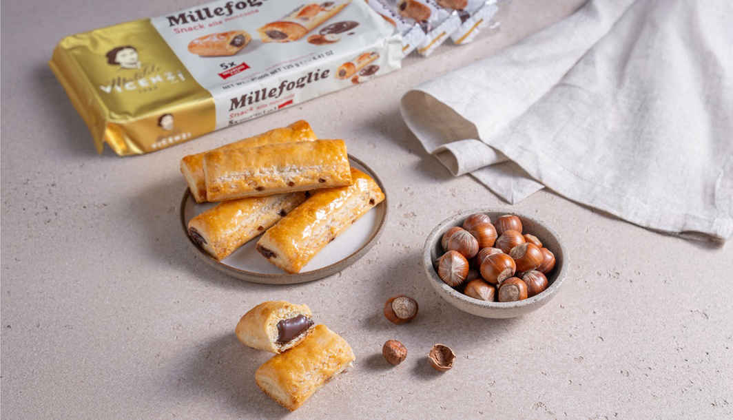 Millefoglie Cream-Filled Puff Pastry Rolls Product